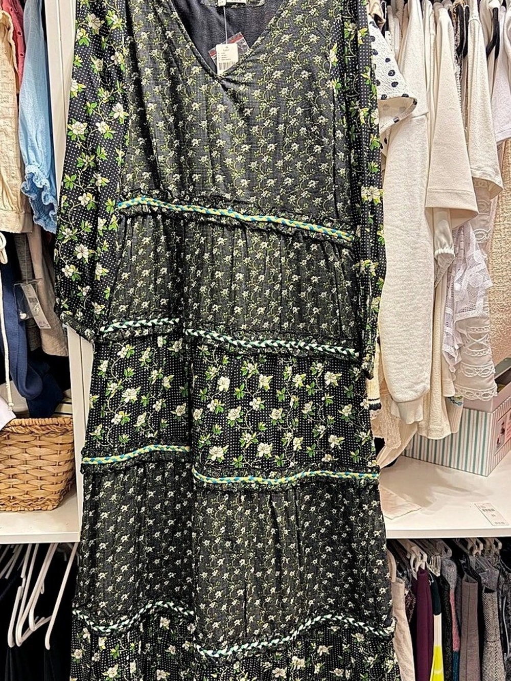 Anthropologie Floral long Sleeve Tiered Maxi Dress in Black & Green Size 6 NWT